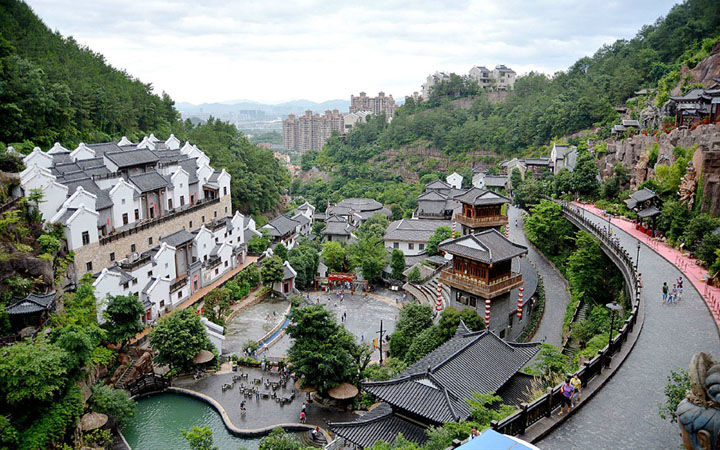 人文旅游項目旅游規(guī)劃公司:客天下旅游產(chǎn)業(yè)園客家小鎮(zhèn)旅游規(guī)劃實(shí)景