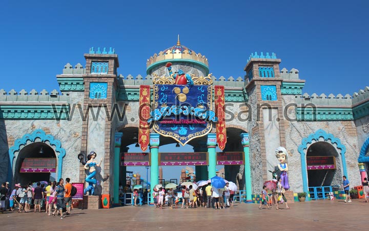 水主題公園項(xiàng)目旅游策劃咨詢公司:橫店夢幻谷水世界入口廣場